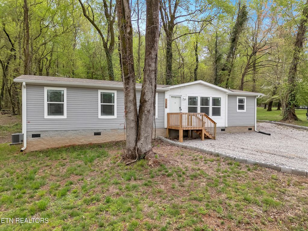 Photo of 1150 Hartford Rd, Kingston, TN 37763 (MLS # 1296453)