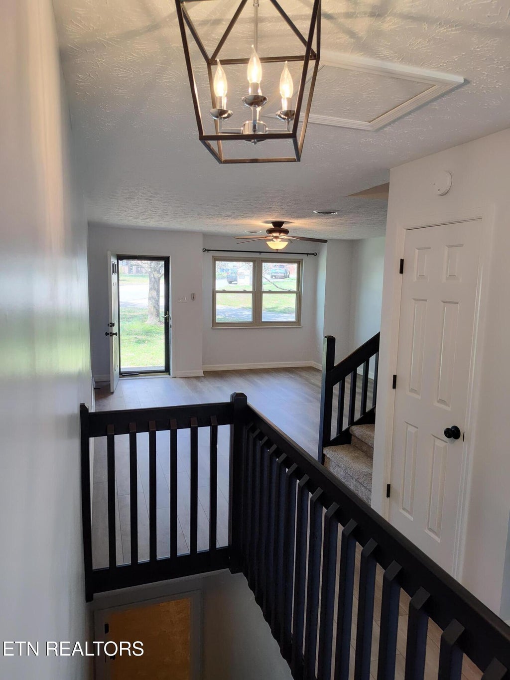 Photo of 158 Golfcrest Lane, Oak Ridge, TN 37830 (MLS # 1354322)