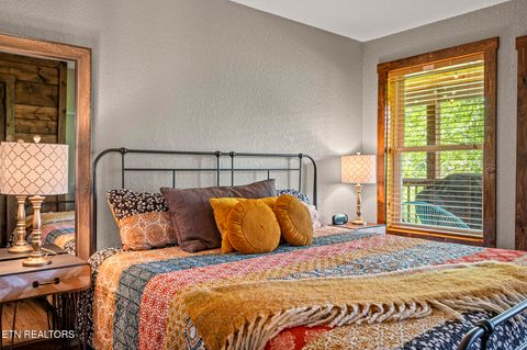 Tiny photo for 2046 Slippery Rock Circle, Sevierville, TN 37862 (MLS # 1325861)