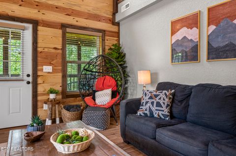 Tiny photo for 2046 Slippery Rock Circle, Sevierville, TN 37862 (MLS # 1325861)