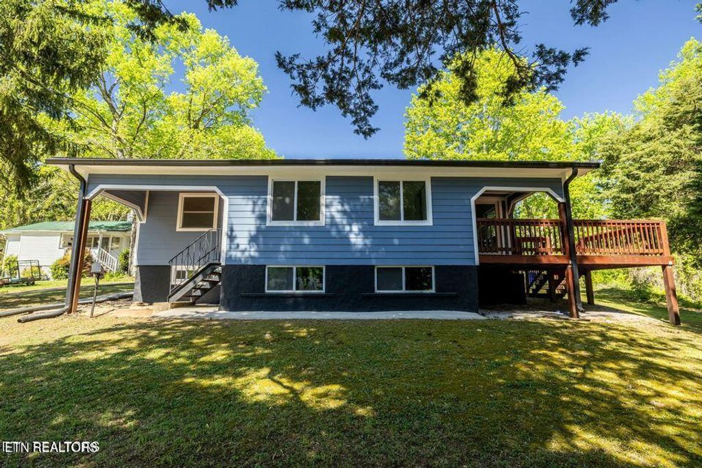 Photo of 516 Delaware Ave, Oak Ridge, TN 37830 (MLS # 1310804)