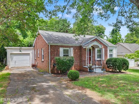 Photo of 120 Lonas Drive, Maryville, TN 37803 (MLS # 1349047)