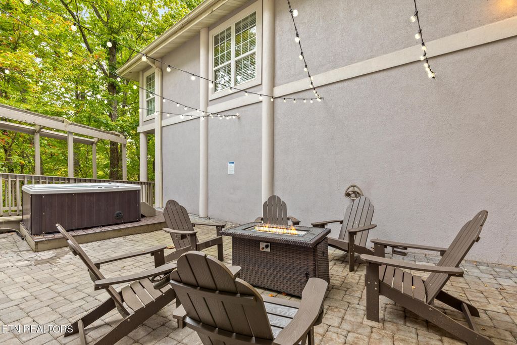 Photo of 838 Holly Branch Drive, Gatlinburg, TN 37738 (MLS # 1293511)