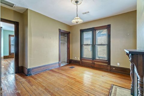 Tiny photo for 816 N 4th Ave, Knoxville, TN 37917 (MLS # 1323820)