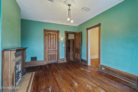 Tiny photo for 816 N 4th Ave, Knoxville, TN 37917 (MLS # 1323820)