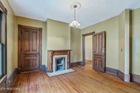 Tiny photo for 816 N 4th Ave, Knoxville, TN 37917 (MLS # 1323820)