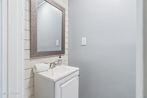 Tiny photo for 920 Oak Grove Lane, Knoxville, TN 37919 (MLS # 1317570)