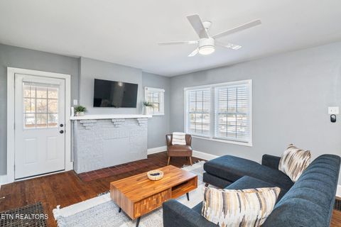 Tiny photo for 920 Oak Grove Lane, Knoxville, TN 37919 (MLS # 1317570)