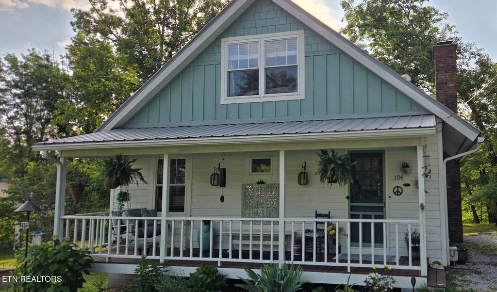 Photo of 104 Peace Pipe, Crossville, TN 38572 (MLS # 1332864)
