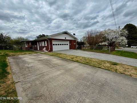 Tiny photo for 302 S Apache Rd, Clinton, TN 37716 (MLS # 1334788)