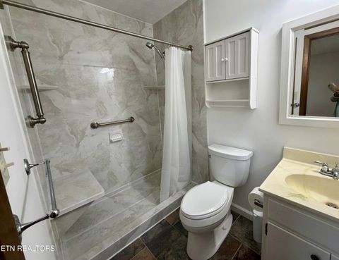 Tiny photo for 302 S Apache Rd, Clinton, TN 37716 (MLS # 1334788)