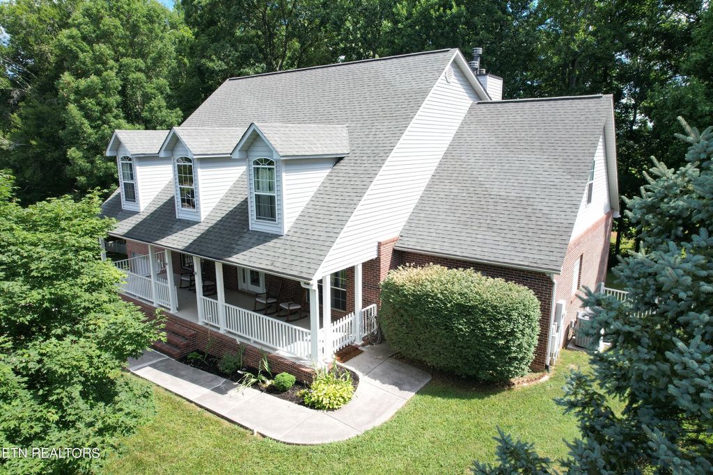 Photo of 2502 Whisper Creek Drive, Friendsville, TN 37737 (MLS # 1267729)