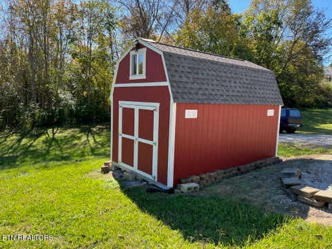 Tiny photo for 124 Oak Grove Lane, Rocky Top, TN 37769 (MLS # 1360310)