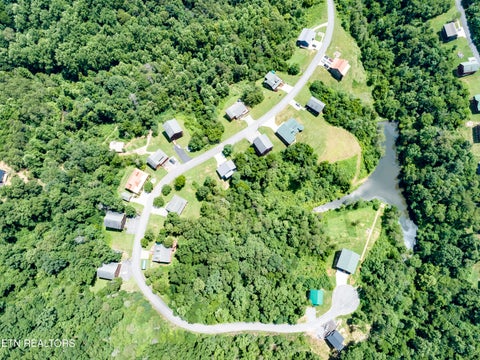 Tiny photo for 55 Oak Lake Drive, Sevierville, TN 37876 (MLS # 1357433)