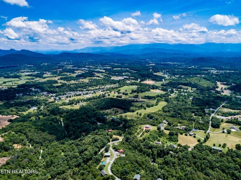 Tiny photo for 55 Oak Lake Drive, Sevierville, TN 37876 (MLS # 1357433)