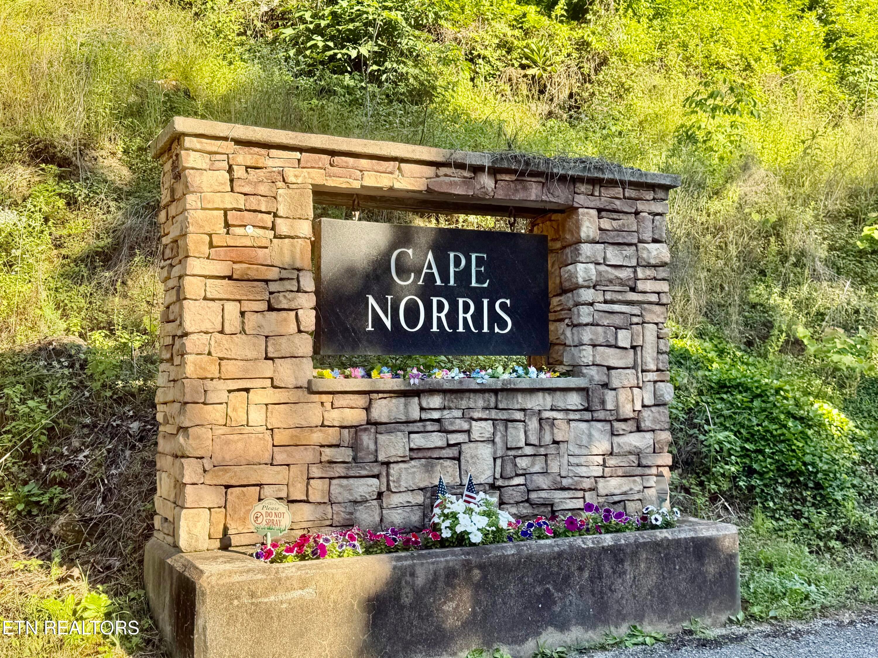 376 Norris View Drive