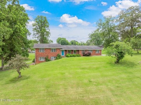 702 Circle Drive Loudon TN 37774