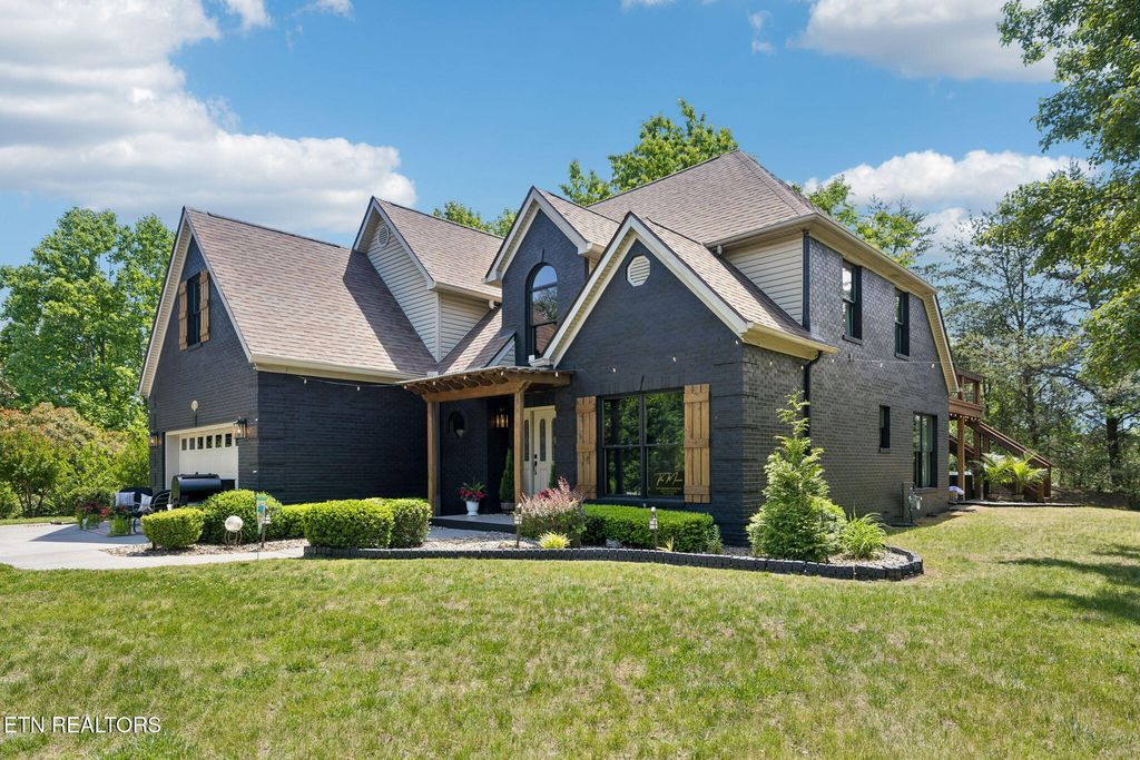 Photo of 704 Blue Dun Court, Pigeon Forge, TN 37863 (MLS # 1340499)