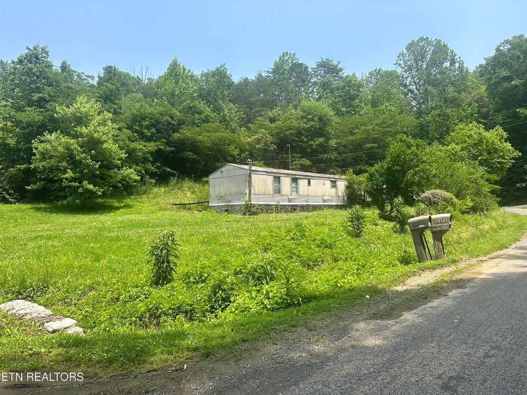 Photo of 2393 Lower Rinehart Rd, Dandridge, TN 37725 (MLS # 1304590)