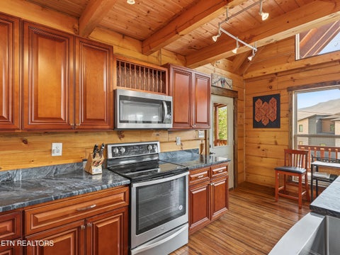 Tiny photo for 920 W Cedar Lane, Gatlinburg, TN 37738 (MLS # 1357567)