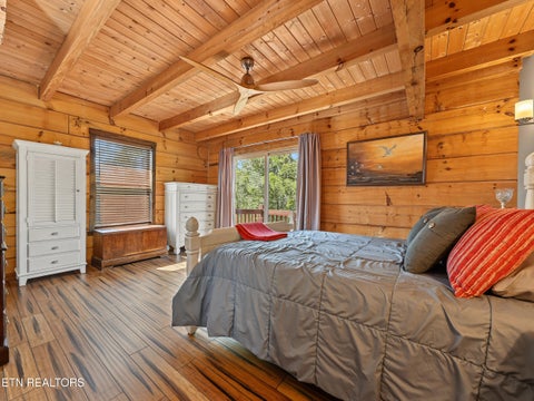 Tiny photo for 920 W Cedar Lane, Gatlinburg, TN 37738 (MLS # 1357567)