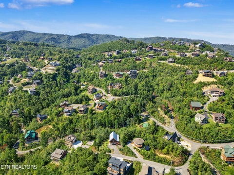 Tiny photo for 920 W Cedar Lane, Gatlinburg, TN 37738 (MLS # 1357567)