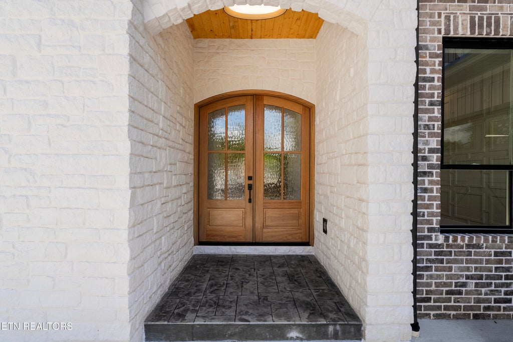 Photo of 212 Chatuga Way, Loudon, TN 37774 (MLS # 1357961)