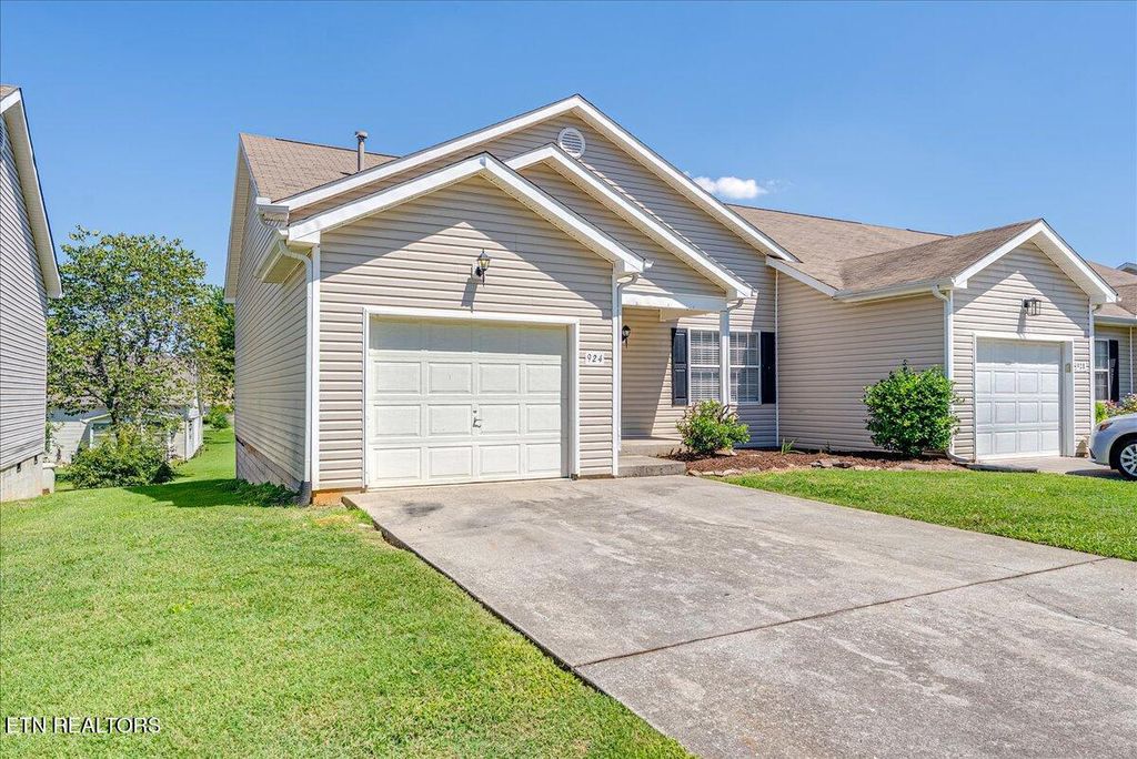 Photo of 924 Ashley Michelle Court, Knoxville, TN 37934 (MLS # 1313958)