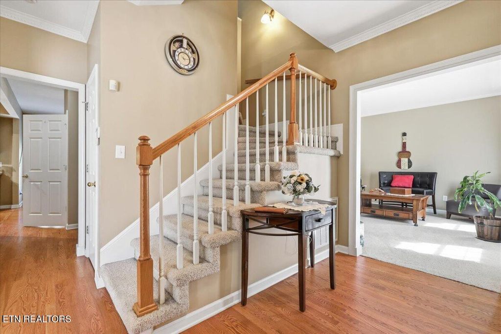 Photo of 1833 Southcliff Drive, Maryville, TN 37803 (MLS # 1340507)