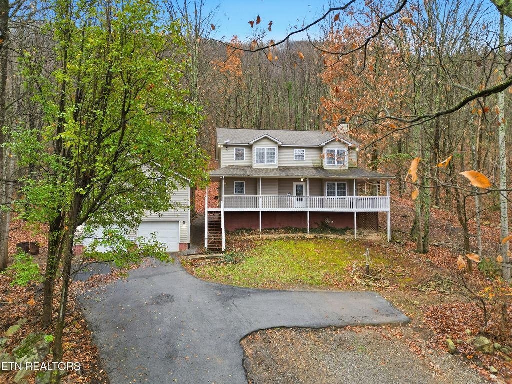 Photo of 3772 Chilly Springs Rd, Maryville, TN 37803 (MLS # 1323908)