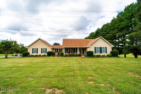 Photo of 195 Ray Cemetery Rd, Sparta, TN 38583 (MLS # 1358354)