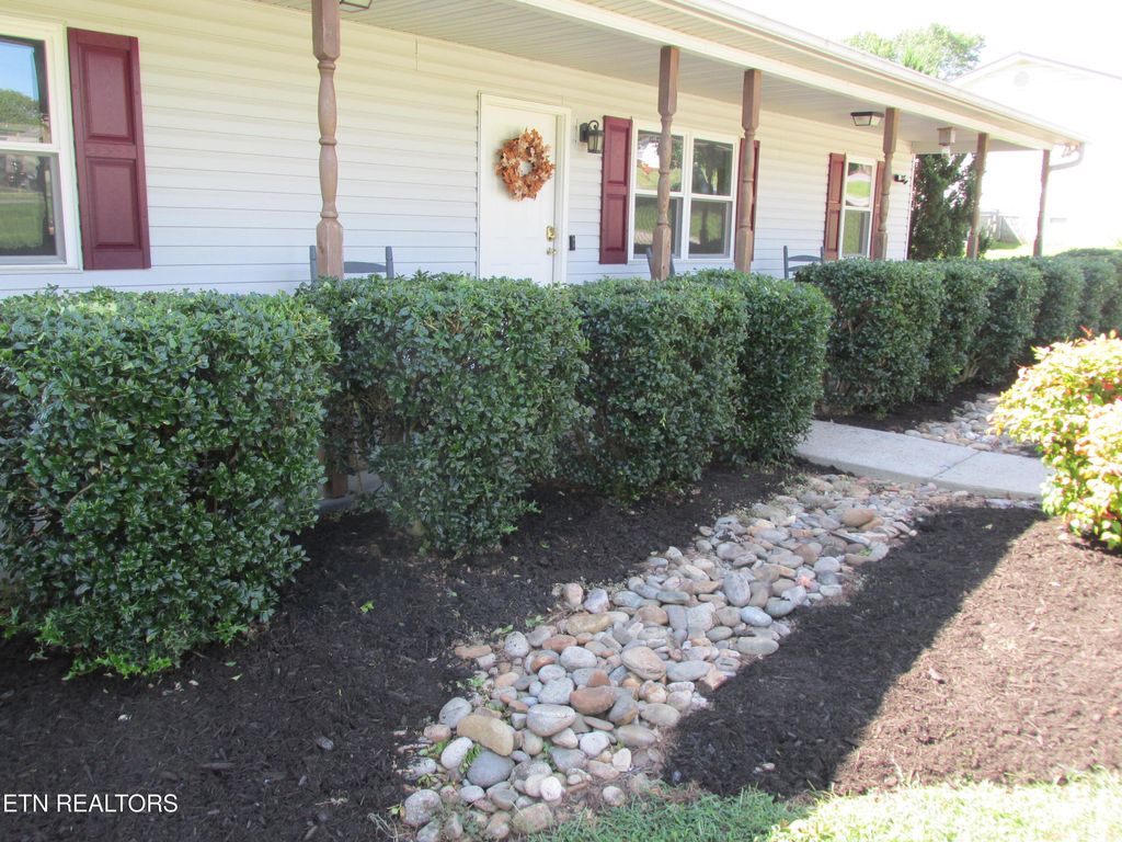 Photo of 3879 Big Springs Ridge Rd, Friendsville, TN 37737 (MLS # 1313491)