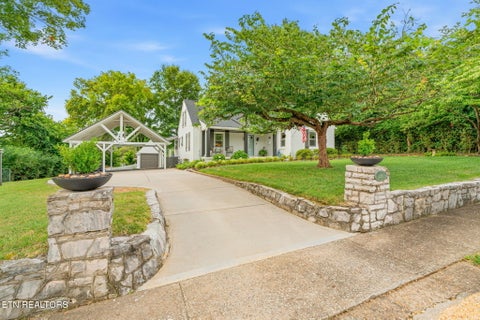 Tiny photo for 236 Hillcrest Drive, Knoxville, TN 37918 (MLS # 1354337)
