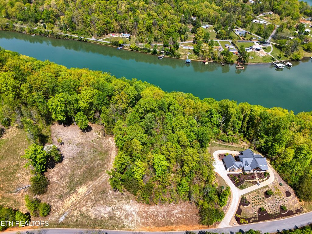 Photo of 23 Sheerwater Rd, Kingston, TN 37763 (MLS # 1326581)