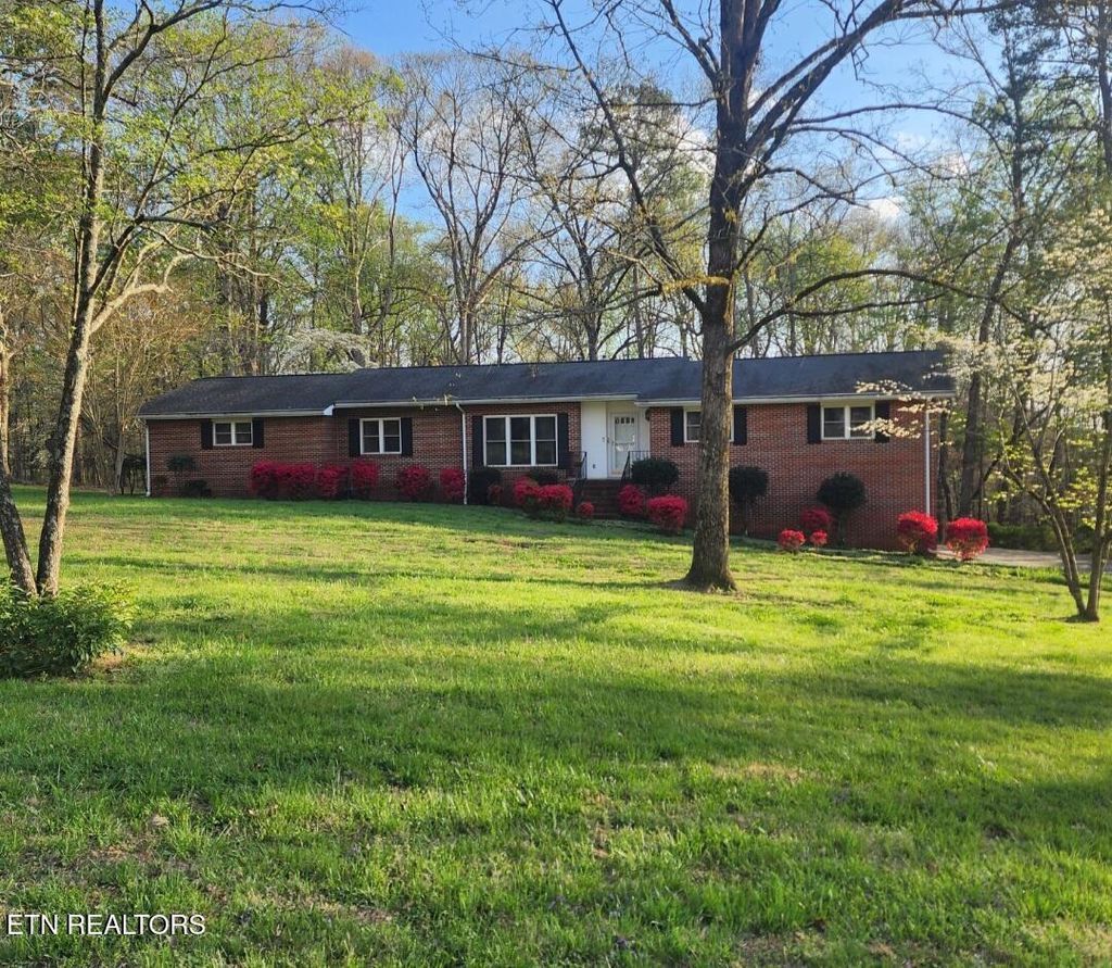 Photo of 114 County Road 575, Englewood, TN 37329 (MLS # 1338162)