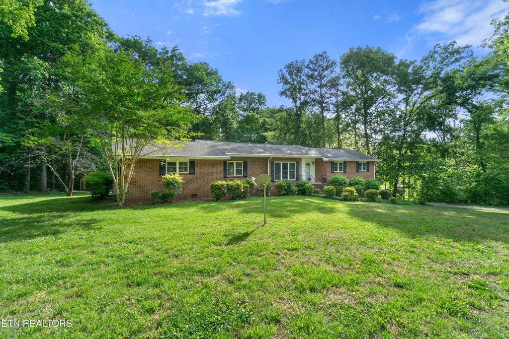 Photo of 114 County Road 575, Englewood, TN 37329 (MLS # 1338162)