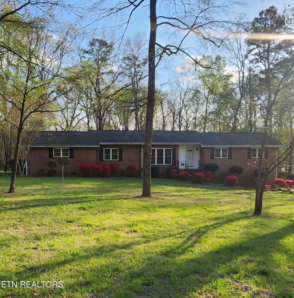 Photo of 114 County Road 575, Englewood, TN 37329 (MLS # 1338162)