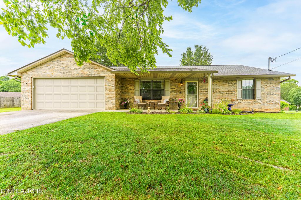 Photo of 6925 Sicilia Lane, Corryton, TN 37721 (MLS # 1304246)