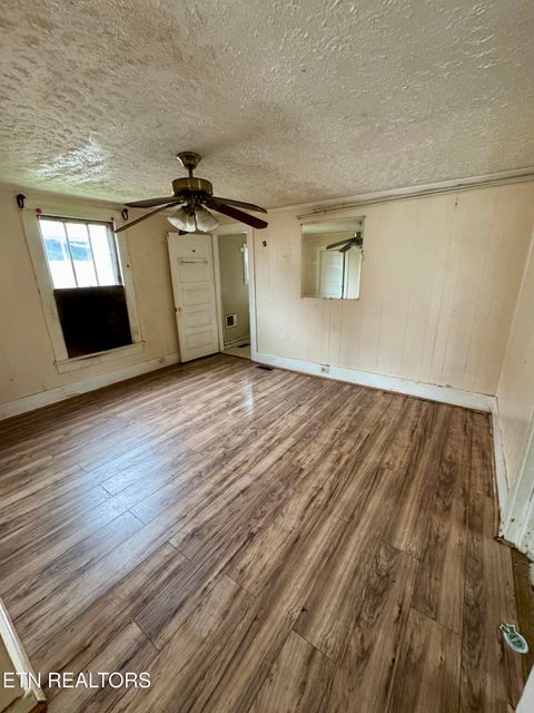 Tiny photo for 2710 Piedmont Street St, Knoxville, TN 37921 (MLS # 1327072)