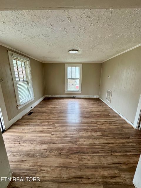 Tiny photo for 2710 Piedmont Street St, Knoxville, TN 37921 (MLS # 1327072)