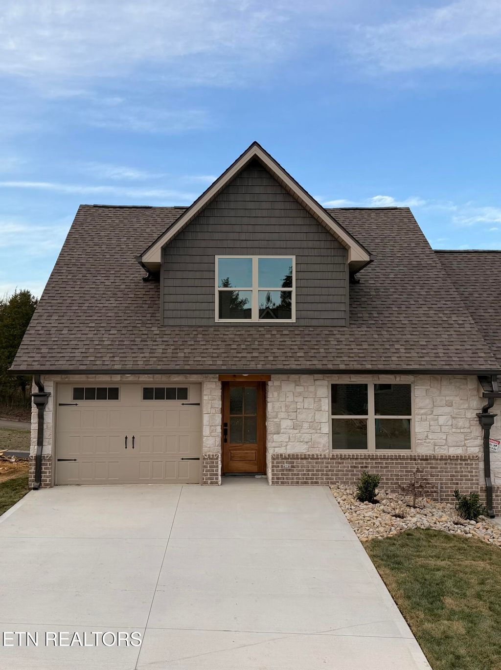 Photo of 7544 Ridge Hollow Way, Knoxville, TN 37924 (MLS # 1332145)