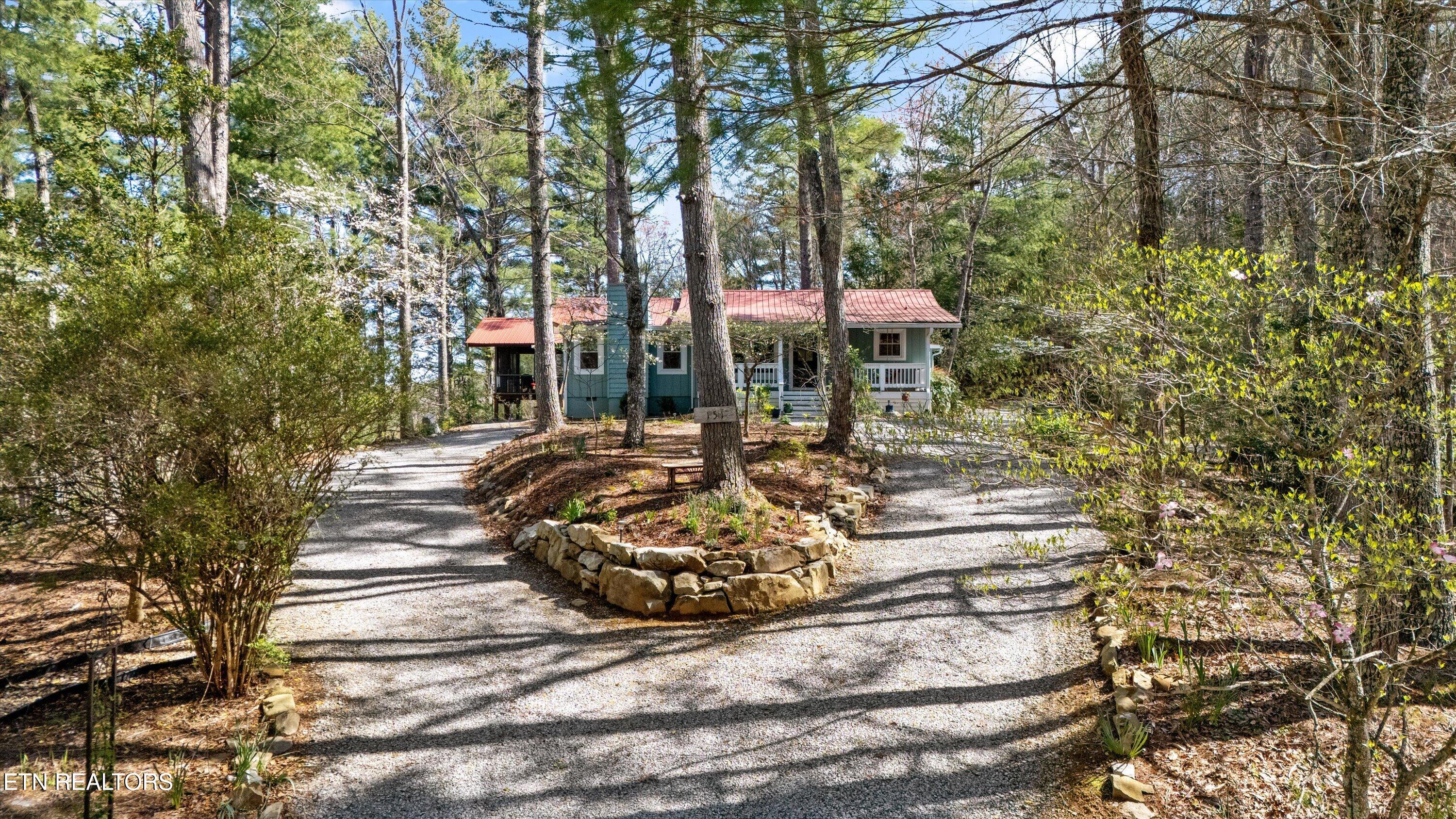 151 Gold Miners Rd