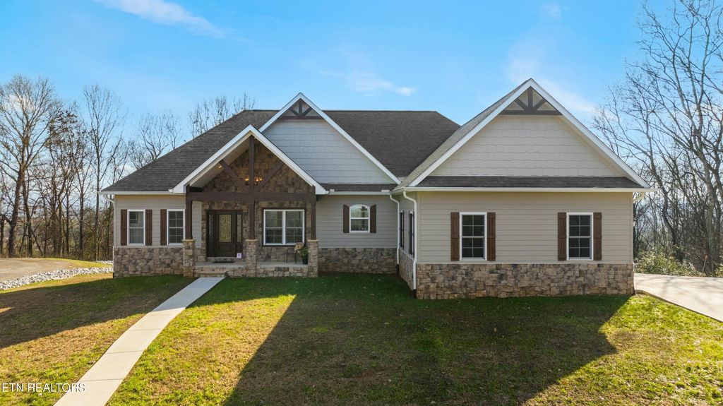 Photo of 312 Overlook Way, Vonore, TN 37885 (MLS # 1286164)