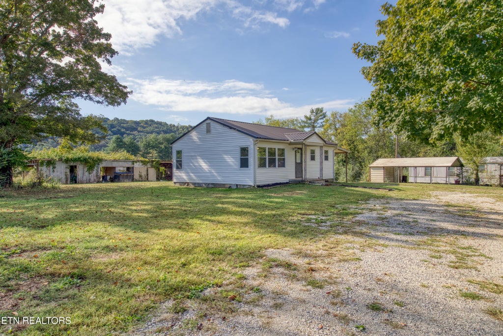 Photo of 3243 Hall Rd, Loudon, TN 37774 (MLS # 1358895)