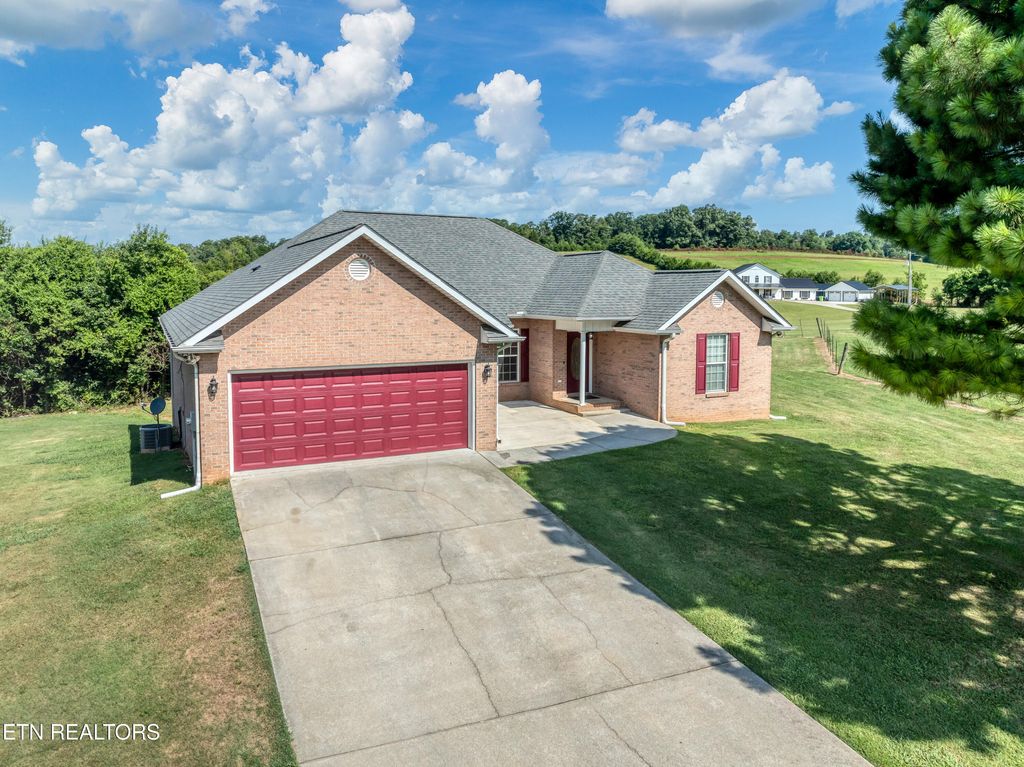 Photo of 957 Lane Drive, Friendsville, TN 37737 (MLS # 1309219)