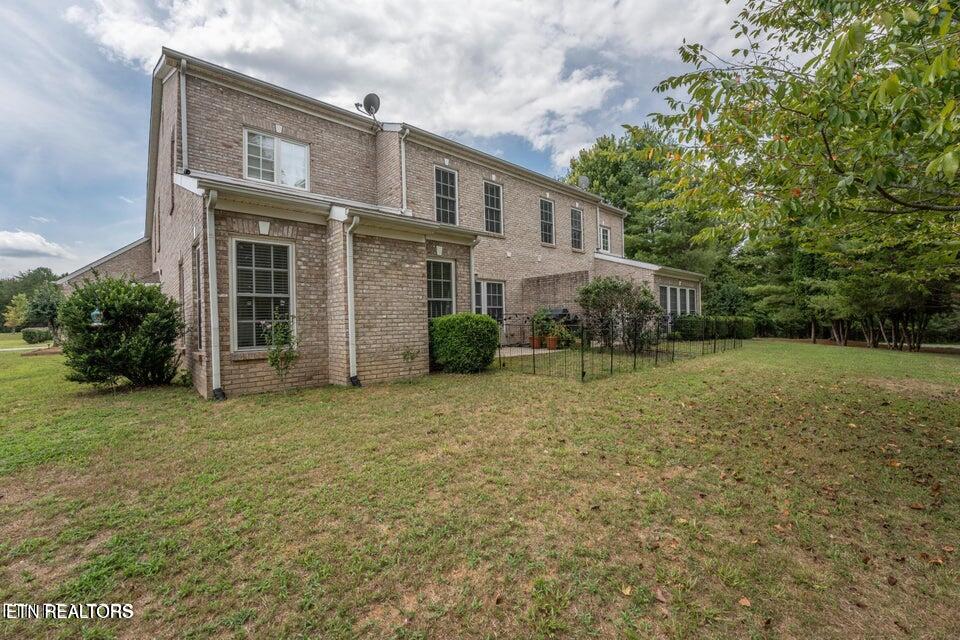 29 Broadleaf Place