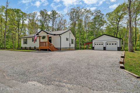 Photo of 102 Stults Short Cut Rd, Clarkrange, TN 38553 (MLS # 1338700)