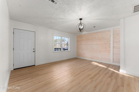 Photo of 1961 Baldwin Cate Rd, New Market, TN 37820 (MLS # 1327917)