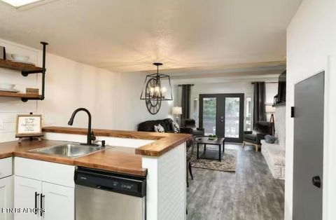 Tiny photo for 260 Roaring Fork Rd #211, Gatlinburg, TN 37738 (MLS # 1334071)