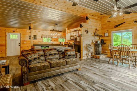 Tiny photo for 625628 Pinecrest Drive, Gatlinburg, TN 37738 (MLS # 1340931)